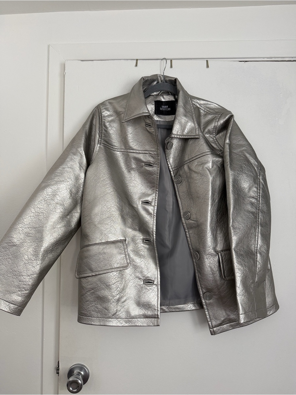 UO Sydney Faux Leather Oversized Dad Jacket at Urban Outfitters Size Small - Picture 2 of 9